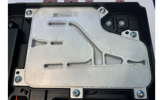 Foto_Cooler with Laser Welded Cover of Cooling Circuitry_20240916.jpg Foto_Cooler with Laser Welded Cover of Cooling Circuitry_20240916.jpg