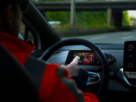 2bf2ce27-9eea-4243-a58a-7db71115eda6-8fe47ead-2877-40cf-b16f-adbd47217da7